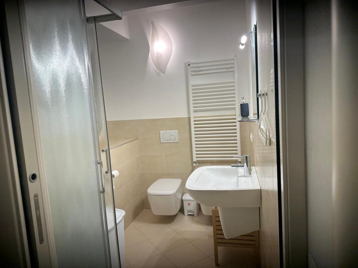 Feel - Accademia Carrara Apartment แบร์กาโม ภายนอก รูปภาพ